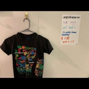 Cropped neon tee! (Body Ragz)